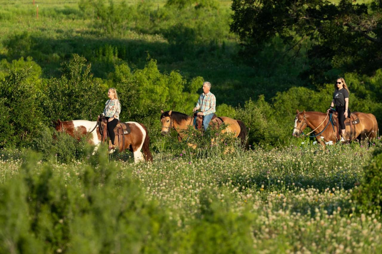 Wildcatter Ranch And 4* Graham