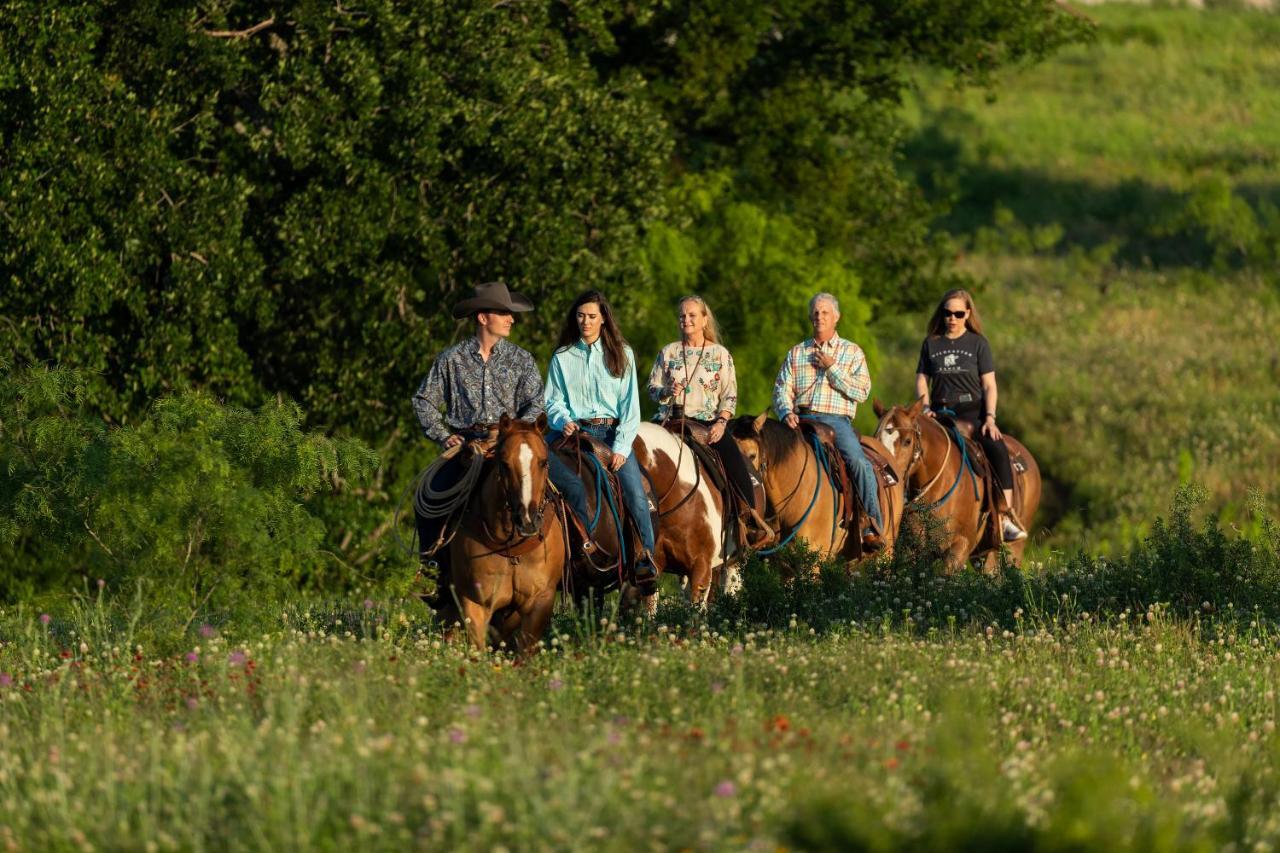 Wildcatter Ranch And Resort 4*
