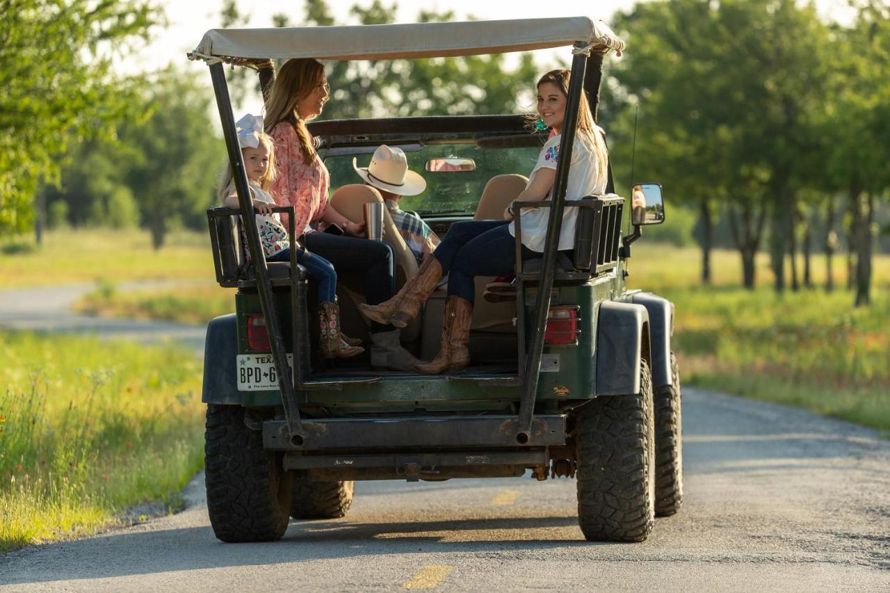 Resort Wildcatter Ranch And